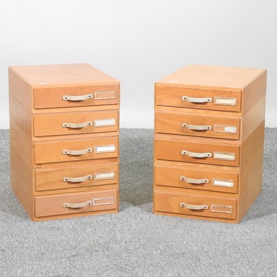 Lot 352 - A pair of collector's chests