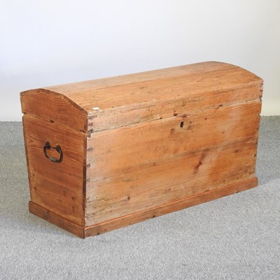 Lot 398 - A 19th century pine trunk