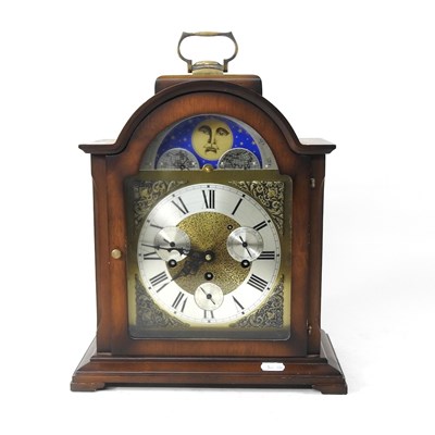 Lot 245 - A mid 20th century bracket clock