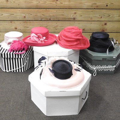 Lot 147 - A collection of various ladies dress hats