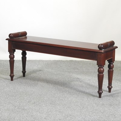 Lot 573 - A Regency style mahogany window seat