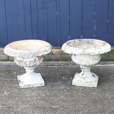 Lot 323 - A pair of terracotta planters