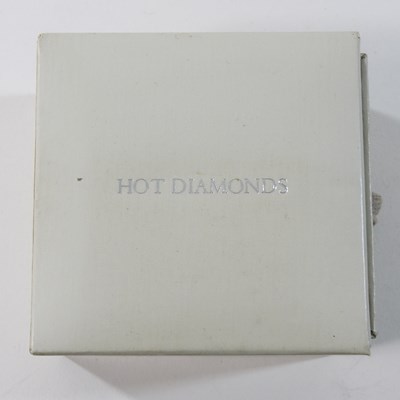 Lot 38 - A Hot Diamond silver necklace