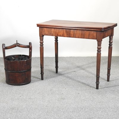 Lot 595 - A Regency mahogany tea table