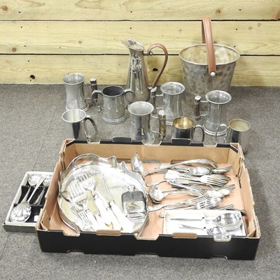 Lot 186 - A collection of silver and plated items