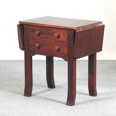 Lot 417 - An antique pine side table