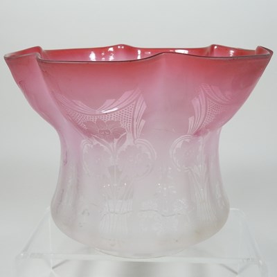 Lot 181 - A red glass oil lamp shade