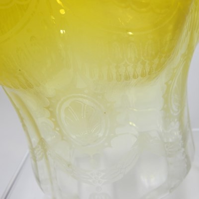 Lot 206 - A yellow glass oil lamp shade