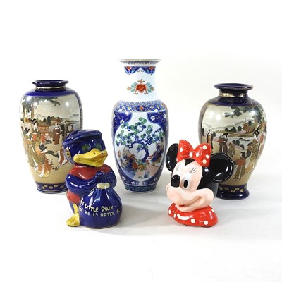 Lot 216 - A pair of Japanese satsuma vases