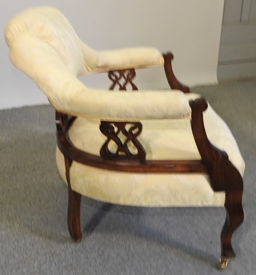 Lot 450 - An Edwardian armchair