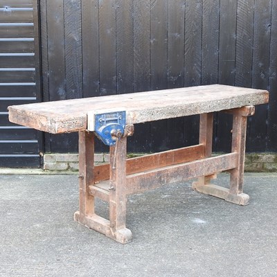Lot 335 - A workshop woodwork bench