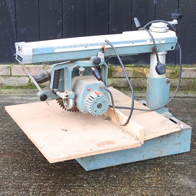 Lot 313 - A Dewalt Power Shop saw