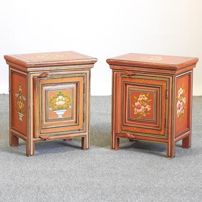 Lot 383 - A pair of painted bedside cabinets