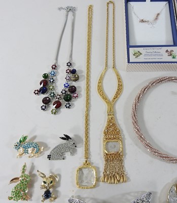 Lot 116 - A collection of costume jewellery