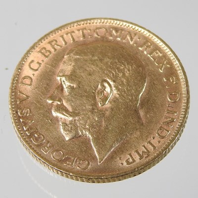 Lot 1 - A George V sovereign