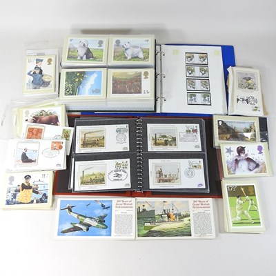 Lot 213 - A collection of postcards