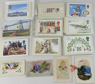 Lot 213 - A collection of postcards