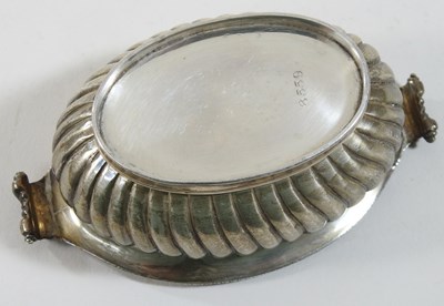 Lot 9 - A pair of Victorian silver open salts