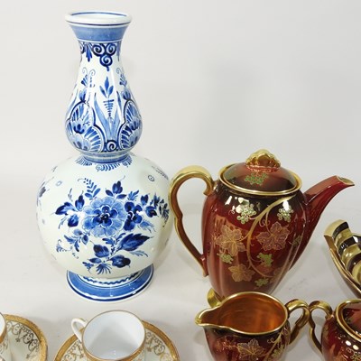 Lot 166 - A Cartlon Ware Rouge Royal coffee service