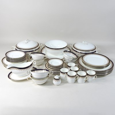 Lot 229 - An Aynsley part tea and dinner service