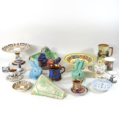 Lot 302 - A collection of china and glass