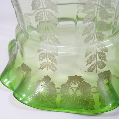 Lot 130 - A glass oil lamp shade