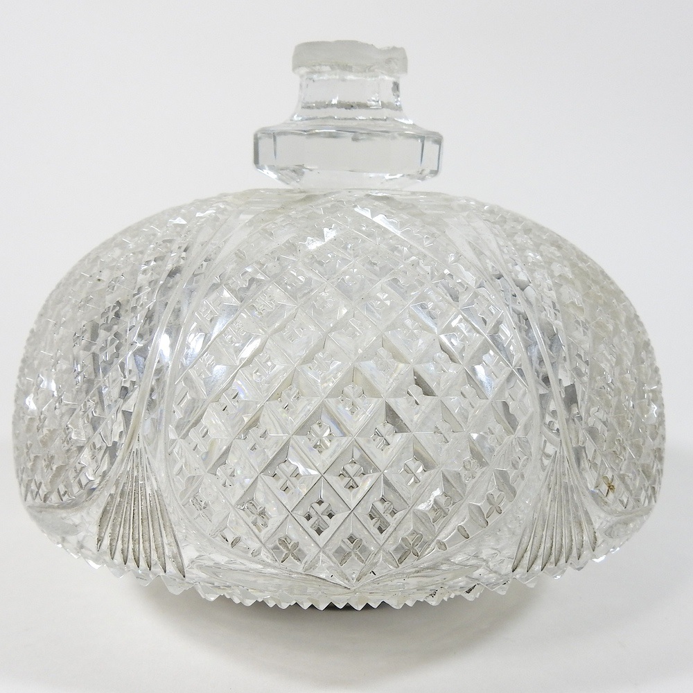 Lot 61 A Cut Glass Oil Lamp Reservoir