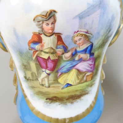 Lot 59 - A pair of French vases