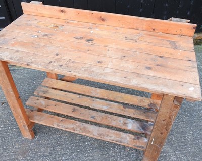 Lot 392 - A workshop table