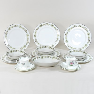 Lot 217 - A Royal Doulton part dinner service