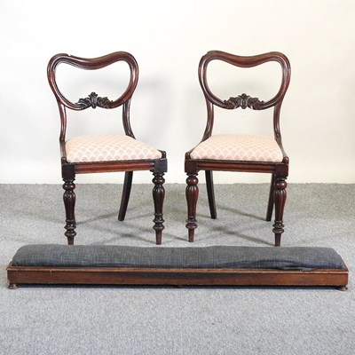 Lot 472 - A pair of Victorian side chairs