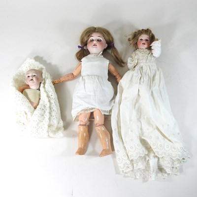 Lot 794 - A Schoenau-Hoffmeister bisque headed doll