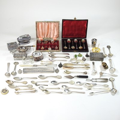 Lot 226 - A collection of silver and plated items