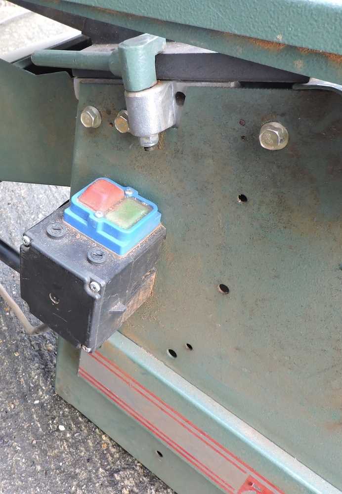 Lot 384 A Kity 637 overhand planer