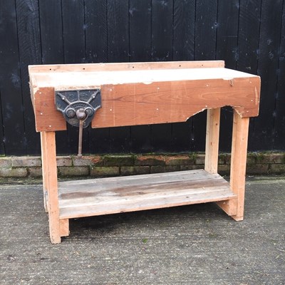 Lot 394 - A workshop workbench