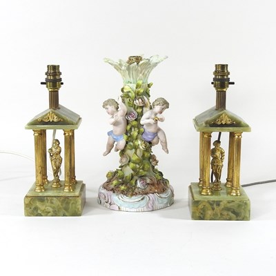 Lot 289 - A continental figural lamp