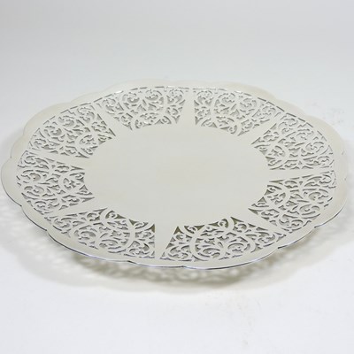 Lot 230 - A pierced silver dish