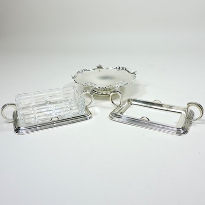 Lot 177 - A pair of silver butter dishes
