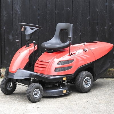 Lot 350 - DAY TWO - A ride on lawnmower