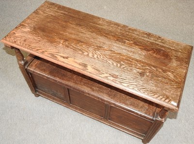 Lot 632 - A 1920's monk's bench