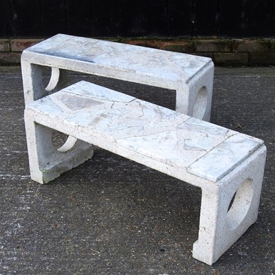 Lot 401 - A pair of garden seats