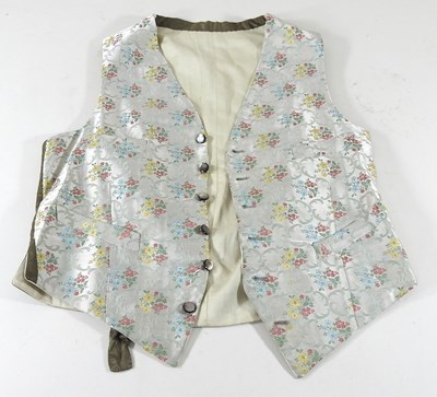 Lot 118 - A Chinese silk jacket