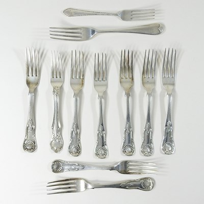 Lot 364 - A collection of silver dessert forks