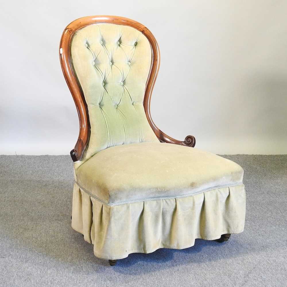 Lot 898 - A Victorian spoonback chair