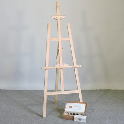 Lot 657 - A pine easel