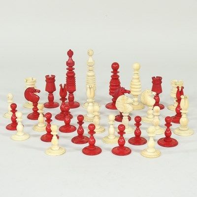 Lot 332 - A 19th ivory chess set