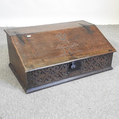 Lot 73 - An 18th century Bible box