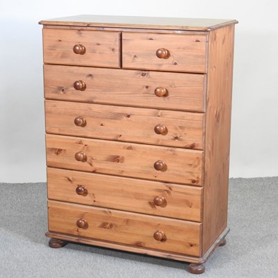 Lot 534 - A pine chest of drawers