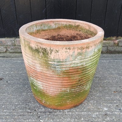 Lot 519 - A large terracotta pot