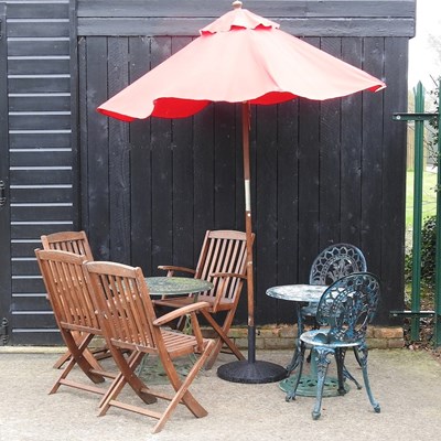 Lot 482 - Four folding garden chairs